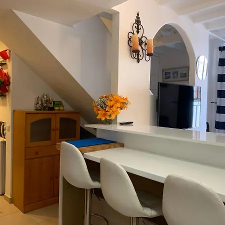 Piso Duplex En Puerto Deportivo, Wifi Y Ac Gaudy