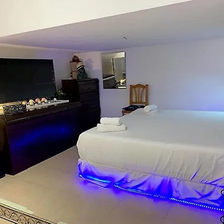 Piso Duplex En Puerto Deportivo, Wifi Y Ac Gaudy *