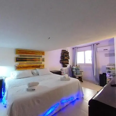 Апартаменты Piso Duplex En Puerto Deportivo, Wifi Y Ac Gaudy