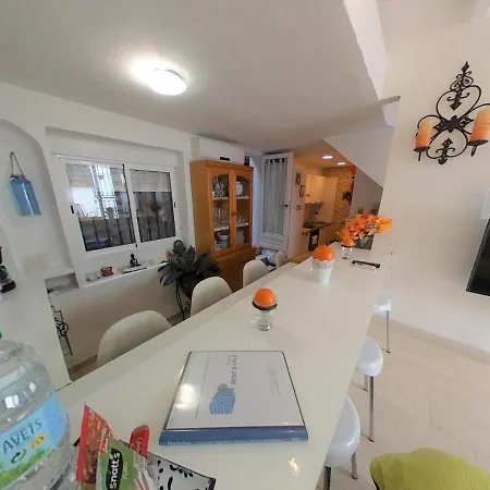 Piso Duplex En Puerto Deportivo, Wifi Y Ac Gaudy Апартаменты